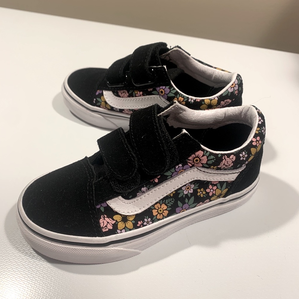 Brand New Vans, flowers, little kid size 11